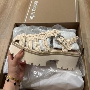 Dolce vita lasly sandals oatmeal
